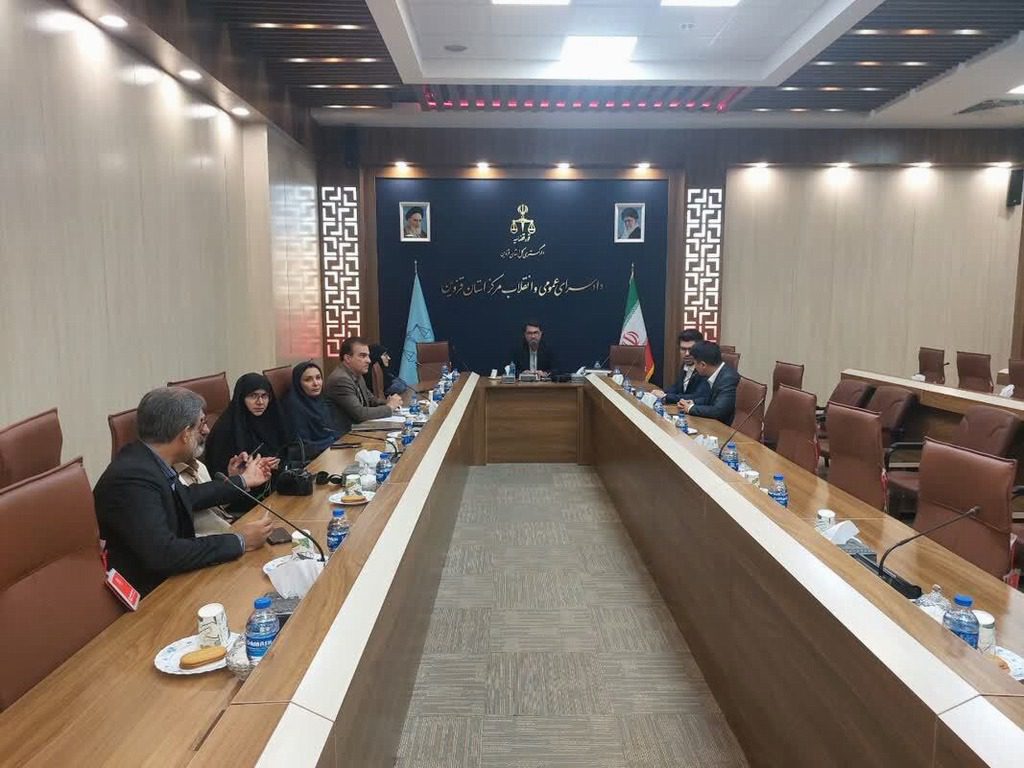 جلوگیری از خروج ۷۰ میلیون دلار ارز با دستور دادستان قزوین/ ایجاد اشتغال برای بیش از ۲ هزار نفر
